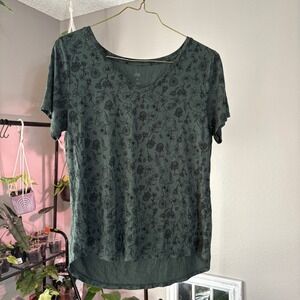 Dlp Floral Print V-Neck T-Shirt Casual Everyday Top Green Size M